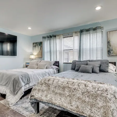 4 Mi to Metlife Stadium: Modern Retreat!