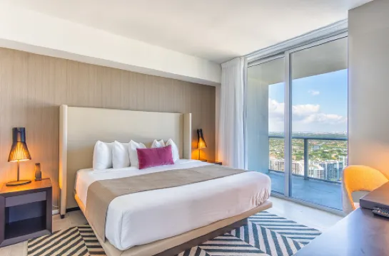 Hyde Beach House 2601