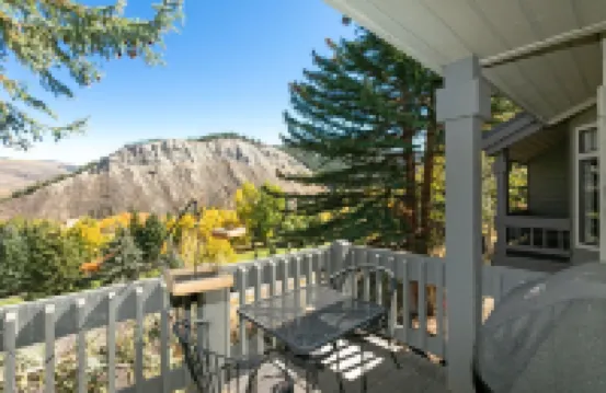 Four-Bedroom Apartment