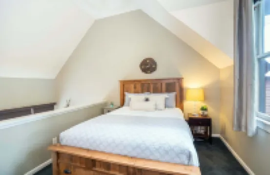 Snowy Peak Views from Living Room, 2 Parking Spaces, Walk to Ski Condo