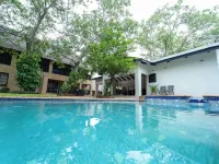 Mopani Lodge Victoria Falls Hotels in Hwange