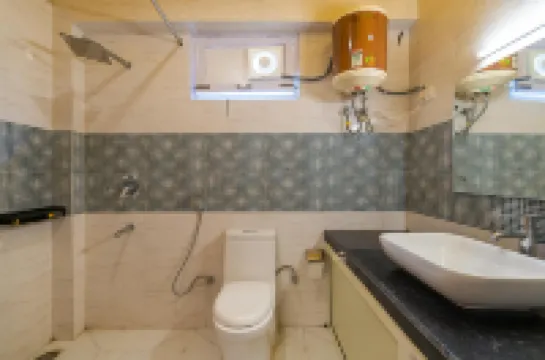 The Hosteller Manali, Old Manali