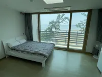 Muan Topmeori Resort