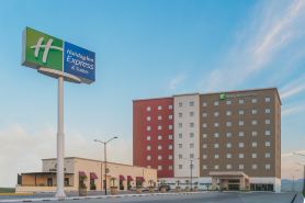 Holiday Inn Express & Suites SILAO AEROPUERTO - TERMINAL by IHG