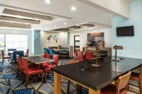 Holiday Inn Express & Suites FLORENCE I-95 @ HWY 327 by IHG