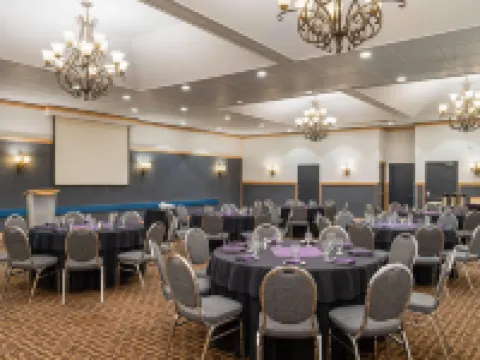 Sternwheeler Hotel & Conference Centre, Trademark by Wyndham Hotels in Whitehorse