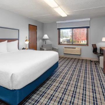 AmericInn by Wyndham Plymouth