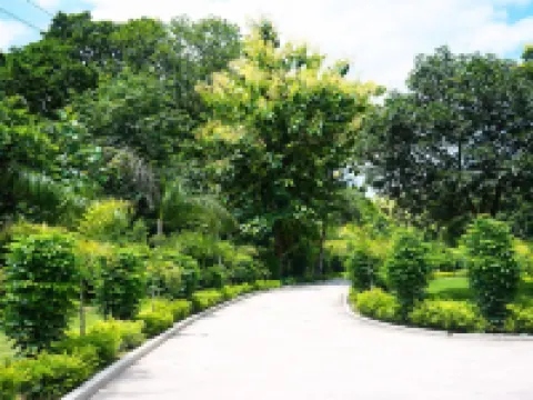 アーラーディヤム リゾート アンド スパ ハープルのホテル