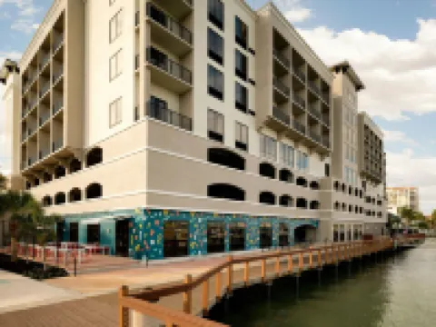Courtyard Clearwater Beach โรงแรมในเคลียร์วอเทอร์บีช