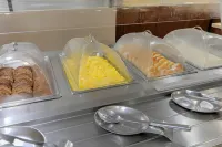 Comfort Inn & Suites at Dollywood Lane - Aamiainen