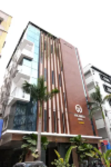 FabHotel Prime Prowell Crown - Hitech City Hotel di 