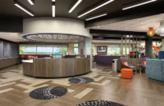 Tru by Hilton Madison East