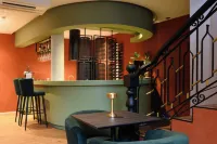 BHB Boutique House - С баром