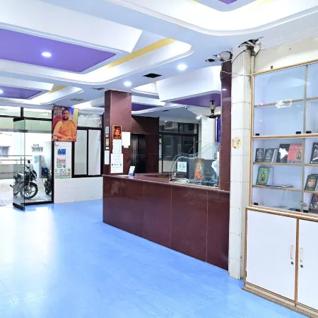 Sreeniketanam Lodge Отели в г. Карнул