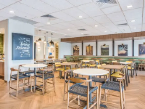 フェアフィールド イン & スイーツ バイ マリオット ローーラ ローラのホテル