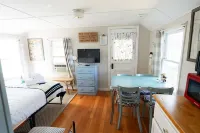 Bar Harbor Cottages & Suites