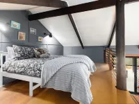 Hidden Gem, Unique Rural barn on acreage yet 5 minutes to beautiful Valla Beach Hotels in South West Rocks