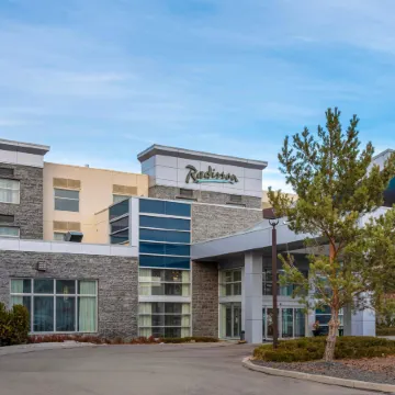 Radisson Hotel & Conference Centre Calgary Airport