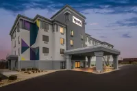 Spark by Hilton Cincinnati Fairfield - 2-Star