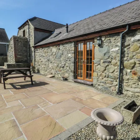 Lily Cottage