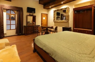 Suites & Hotel El Quijote Hotels in 