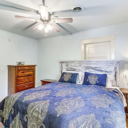 Harrison Family Home w/ Grill - Near Downtown! Отели в г. Гаррисон