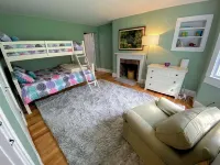 Holden Frost House Hotels in Franconia