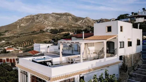 Evnia Sunset Crete Escape Private Hottub Retreat