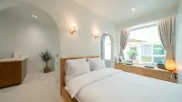 Cheongju Laon Pool Villa - 4-Star