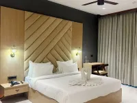 Riviera Hotel & Resort Hotels in Khargone
