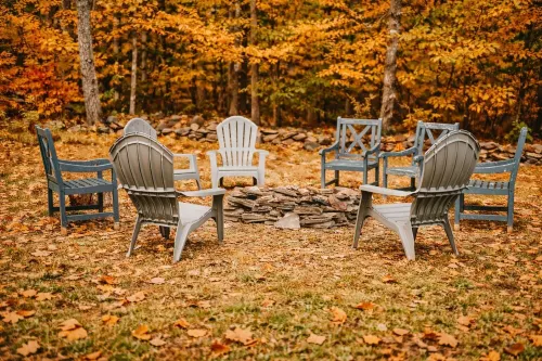 Bear House Catskills: Private Pool, Pond, Hot Tub, Fire Pit, Dog-Friendly