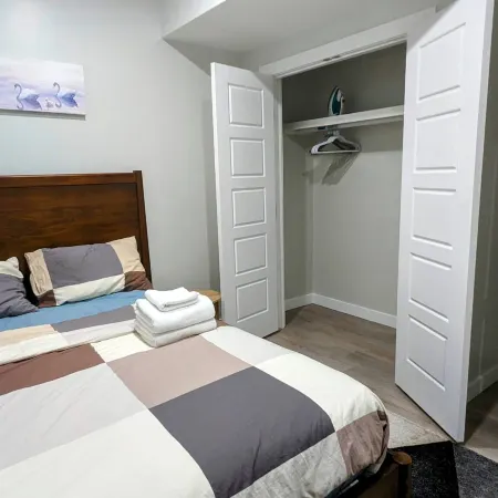Elegant Private Suite in Edmonton North