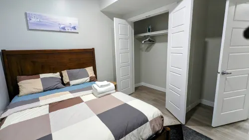 Elegant Private Suite in Edmonton North