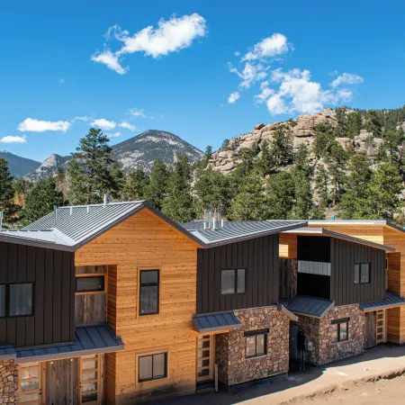 The Inn on Fall River & Fall River Cabins