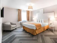 Quality Inn & Suites by the Parks Hotels in 