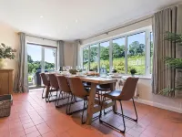Incredible Countryside Getaway With Tennis Court Hotels in Godalming