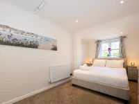 GuestReady - A Haven by the River Hotels in Eccles