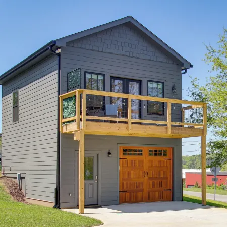 Walkable North Georgia Hideaway! Modern Suite