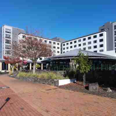 Novotel Rotorua Lakeside Hotel Exterior