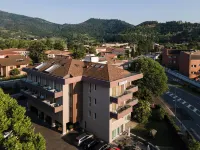 Regal Hotel & Apartments - 3-Sterne