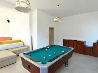 Perfect holiday apartment with pool 타르 호텔