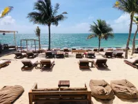 Punta Blanca | Beachfront Boutique Hotel