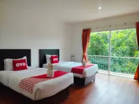 Chawlada Hotel Hotels near Tal Lat Open Zoo