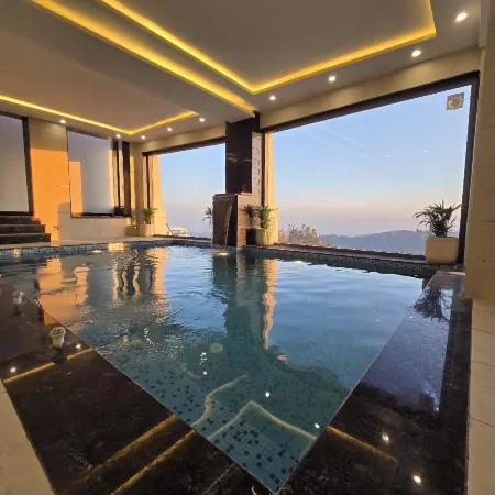Hotel Barog Heights