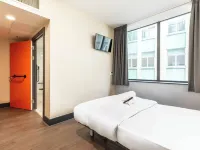 easyHotel Liverpool Hotels near Western Approaches Museum