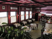 Ona Marbella Inn - petit déjeuner