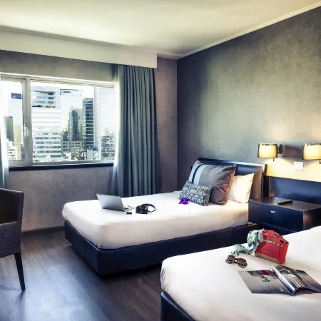 Mercure Santiago Centro Отели рядом с достопримечательностью «Беллависта»