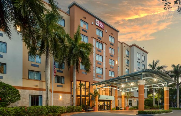 Best Western Plus Miami Executive Airport Hotel  Suites