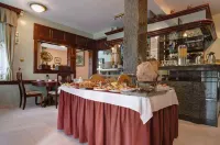 Hotel Vila Lux - breakfast