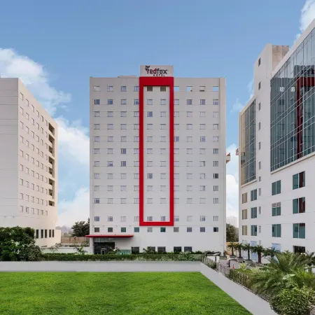 Red Fox by Lemon Tree Hotels, Sector 60, Gurugram